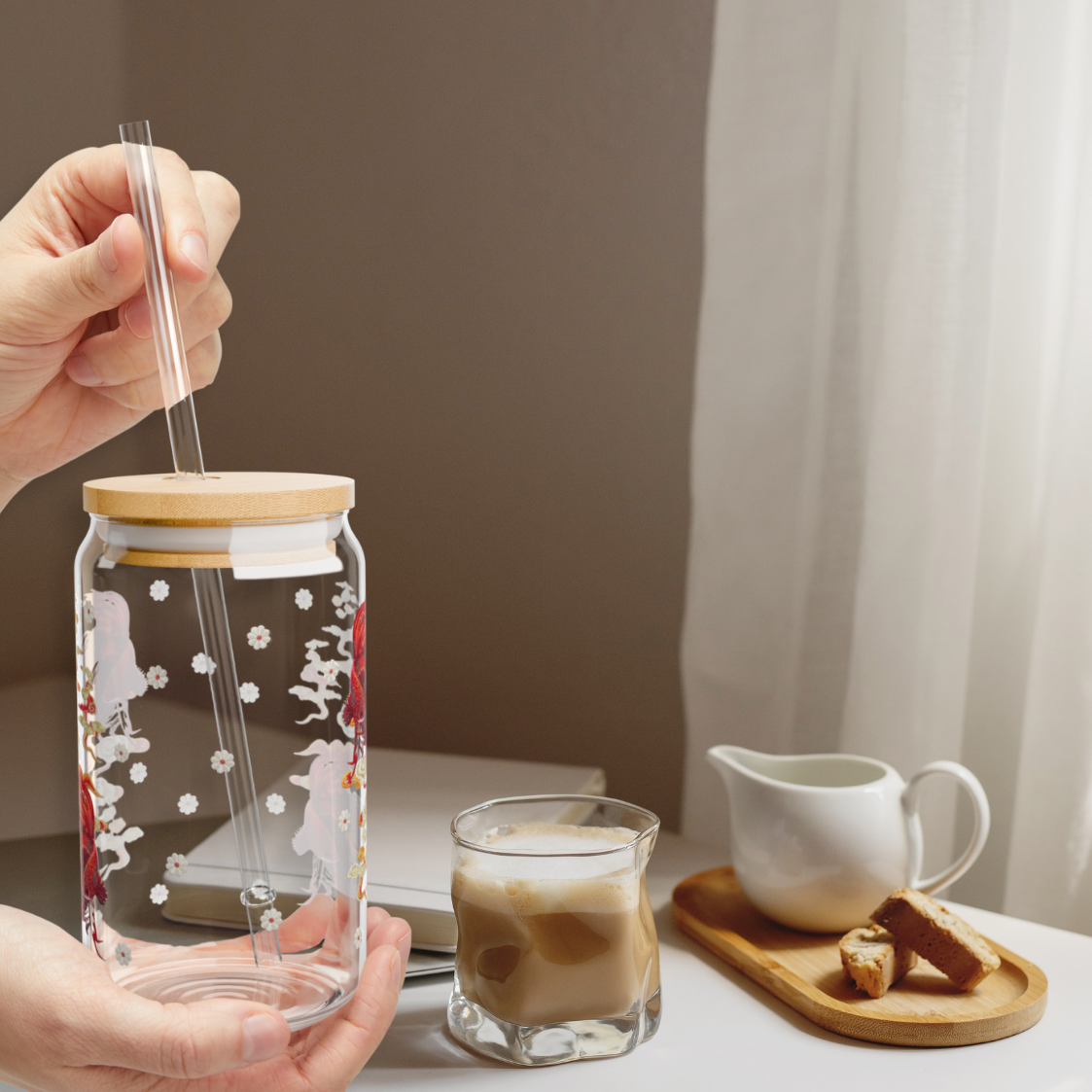 fishtank. glass sippy